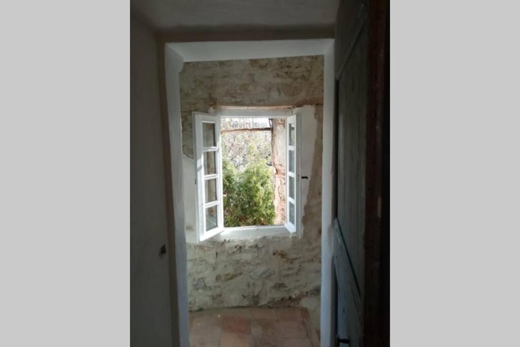 Character Filled House Overlooking The River Cesse Bize-Minervois Exterior foto